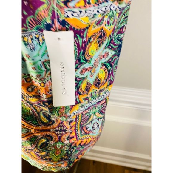 STUNNING! Ladies PATCH BATIK pullover top(90) - Picture 6 of 10